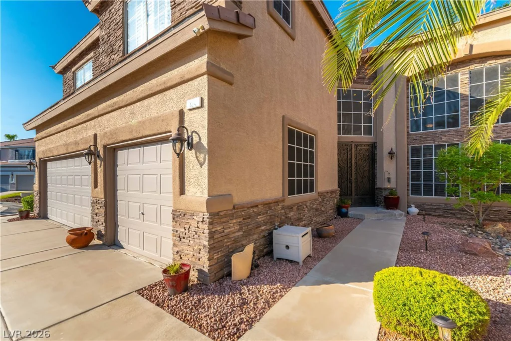324 Glistening Cloud, Henderson, NV 89012