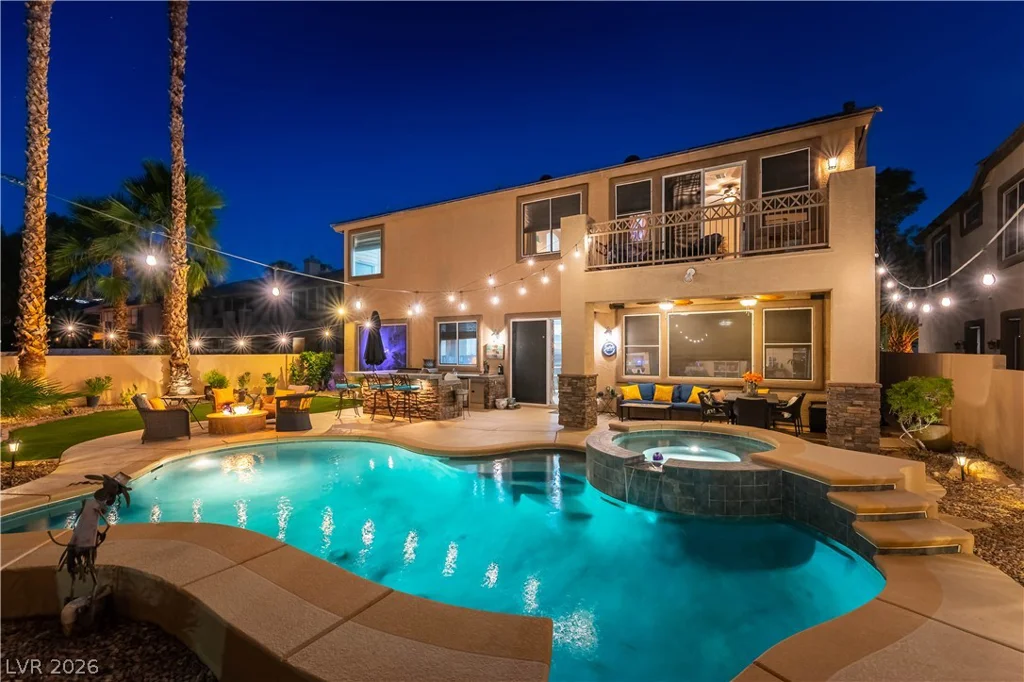 324 Glistening Cloud, Henderson, NV 89012