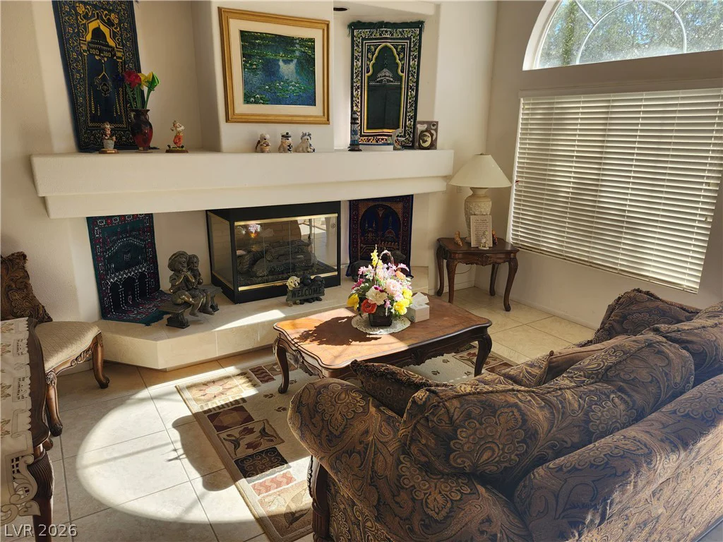 10968 Geyser Peak, Henderson, NV 89052