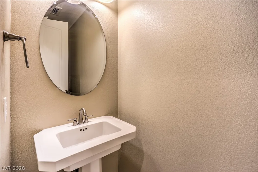 10 Via Vasari, Henderson, NV 89011