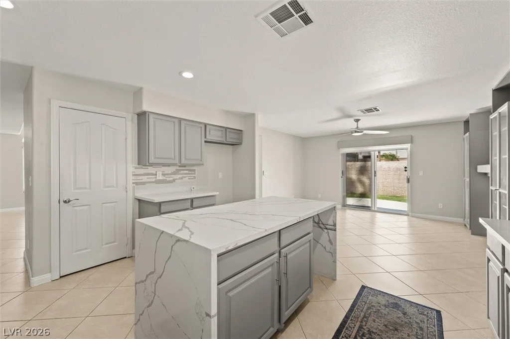 121 Golf Range, Las Vegas, NV 89145