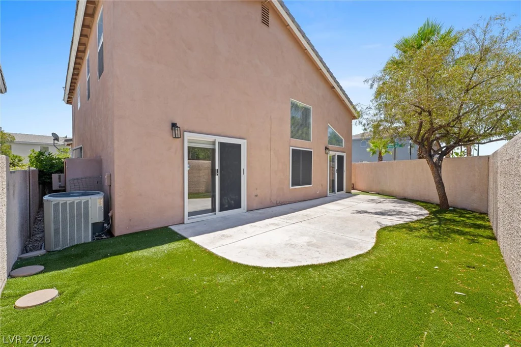 121 Golf Range, Las Vegas, NV 89145