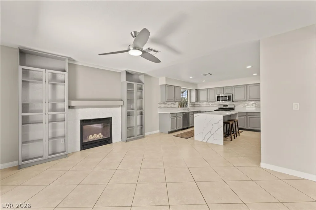 121 Golf Range, Las Vegas, NV 89145