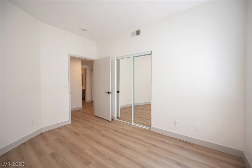 5650 Sahara, Las Vegas, NV 89142