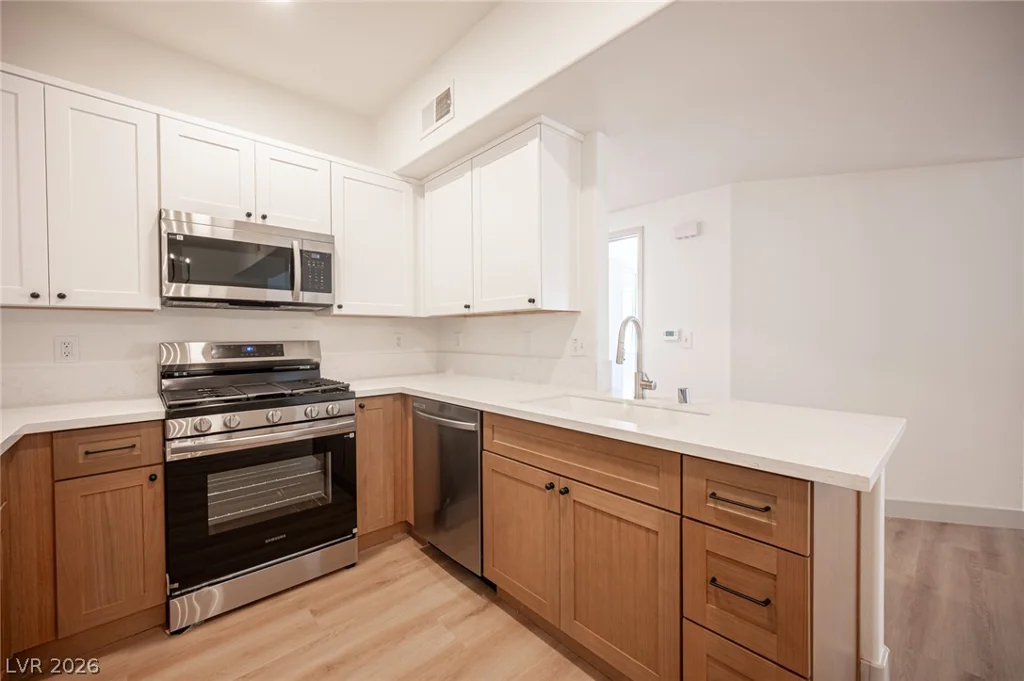5650 Sahara, Las Vegas, NV 89142