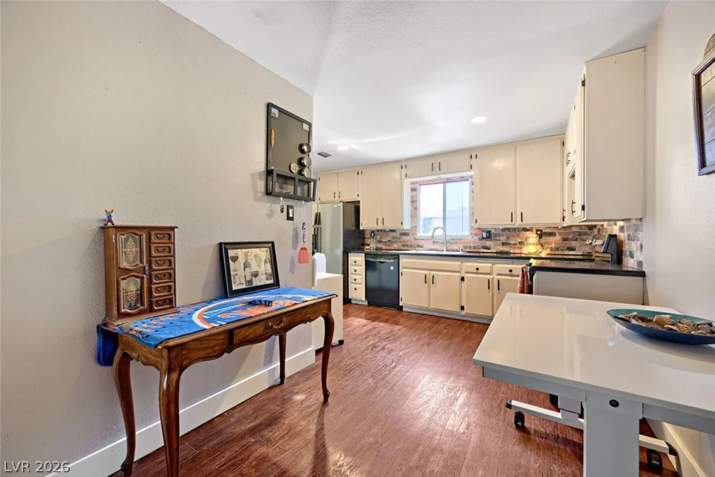 221 Pecos, Las Vegas, NV 89121