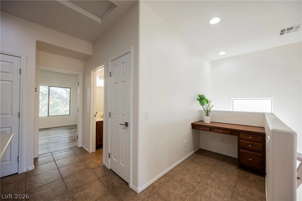 9617 Sharp Horn, Las Vegas, NV 89149