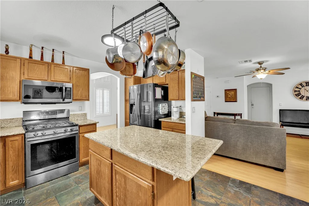 8161 Gilmore, Las Vegas, NV 89129