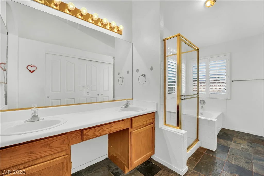 8161 Gilmore, Las Vegas, NV 89129