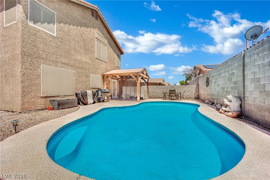 8161 Gilmore, Las Vegas, NV 89129