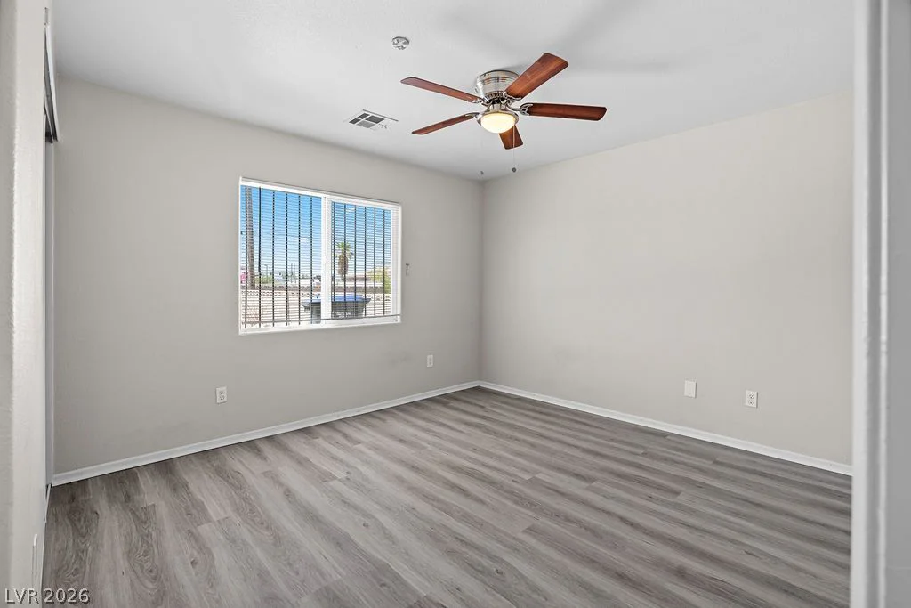 1425 Hassell, Las Vegas, NV 89106