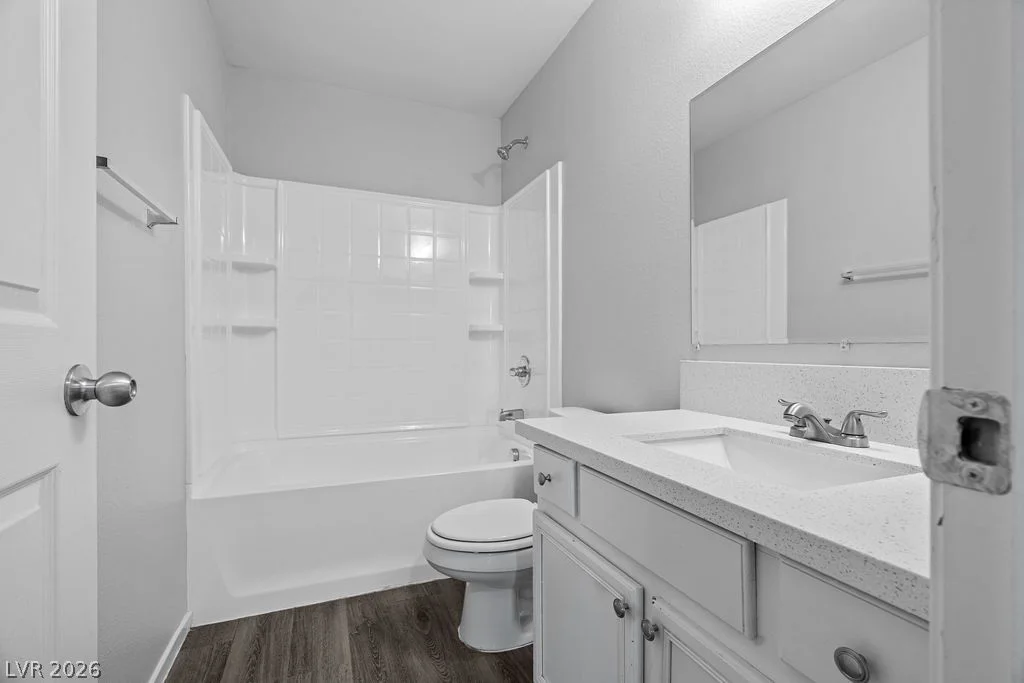 1425 Hassell, Las Vegas, NV 89106