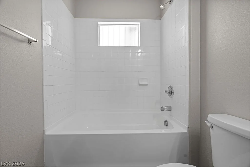 1425 Hassell, Las Vegas, NV 89106