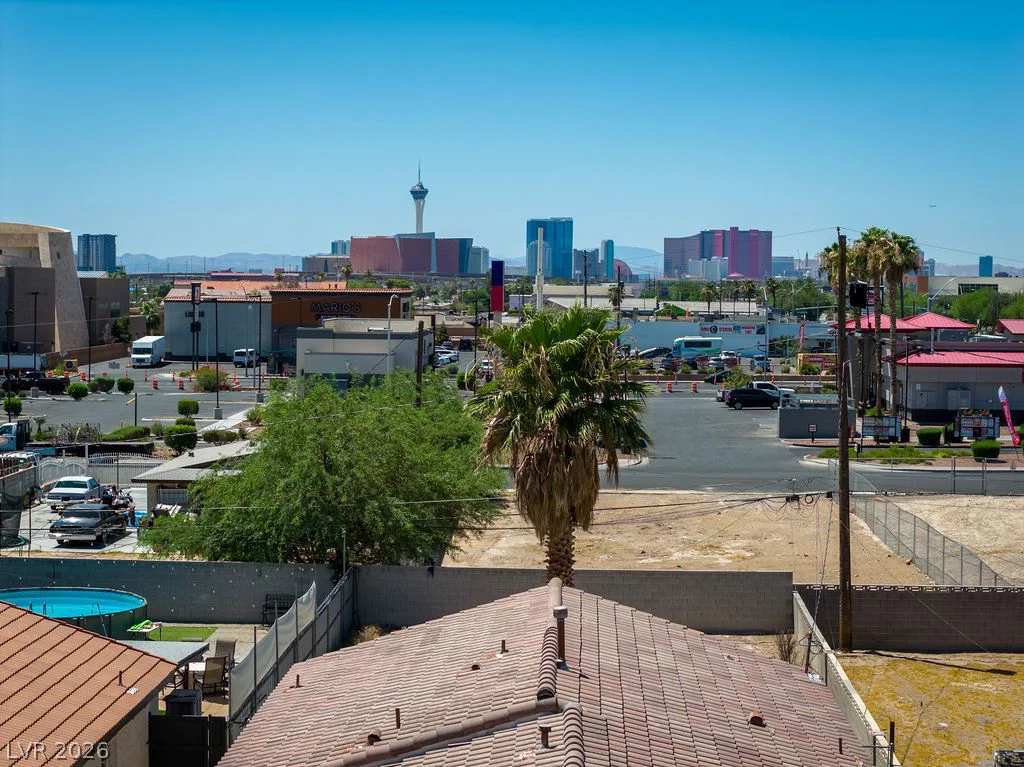 1425 Hassell, Las Vegas, NV 89106