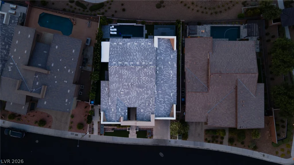 6820 Equinox Cliff, Las Vegas, NV 89135