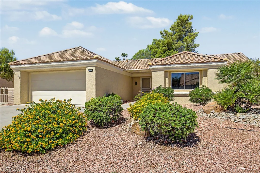 3017 Hawksdale, Las Vegas, NV 89134