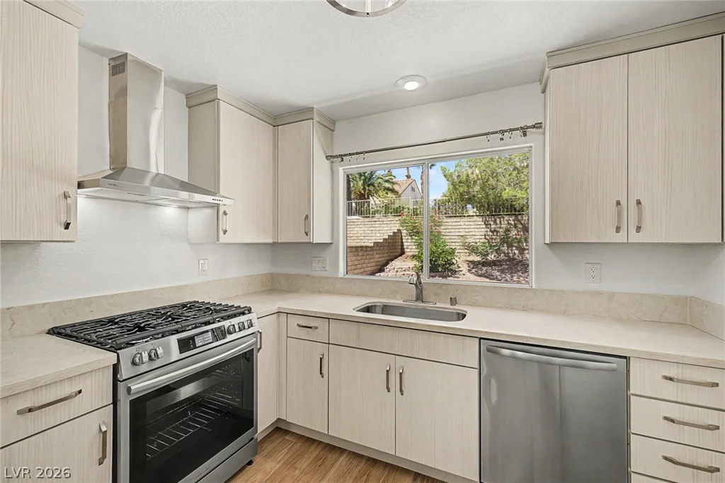 3017 Hawksdale, Las Vegas, NV 89134