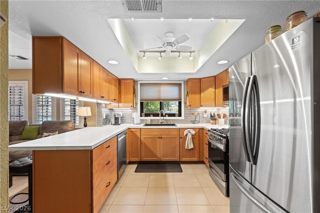 3984 Landsdown, Las Vegas, NV 89121