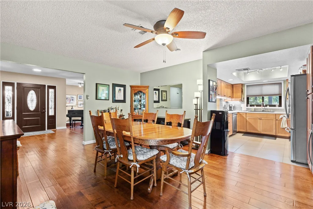 3984 Landsdown, Las Vegas, NV 89121