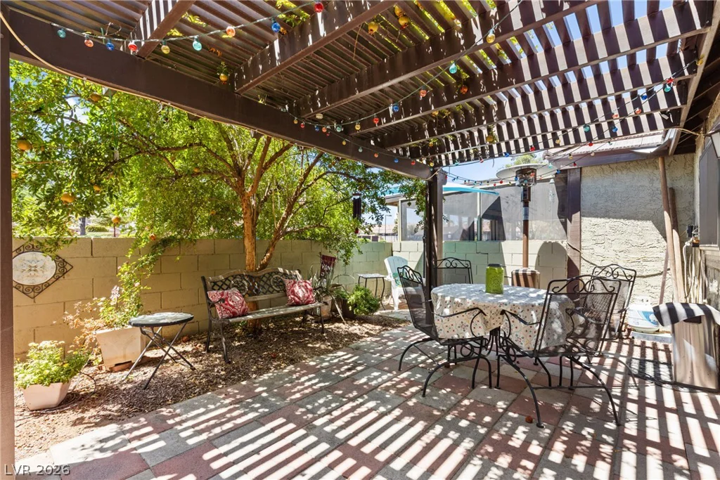 3984 Landsdown, Las Vegas, NV 89121