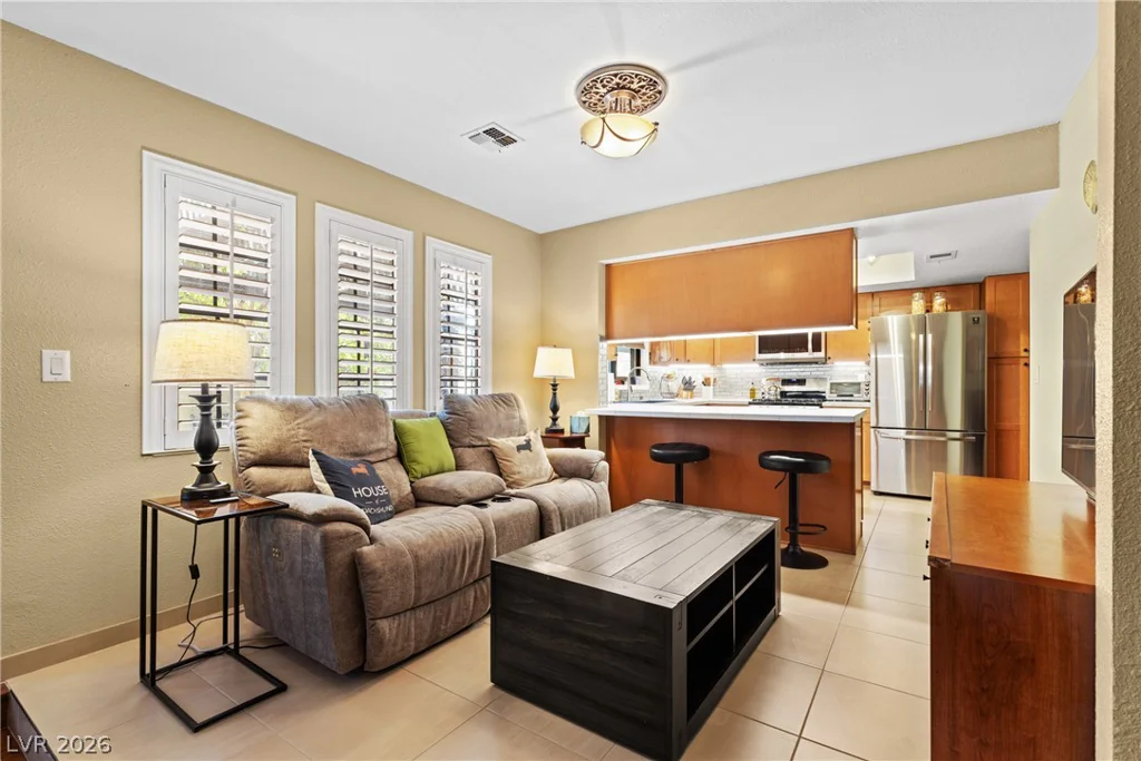 3984 Landsdown, Las Vegas, NV 89121