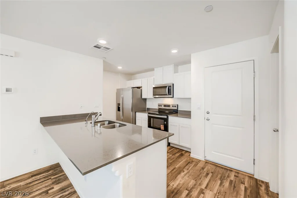 6108 Hibiscus Garden, North Las Vegas, NV 89081