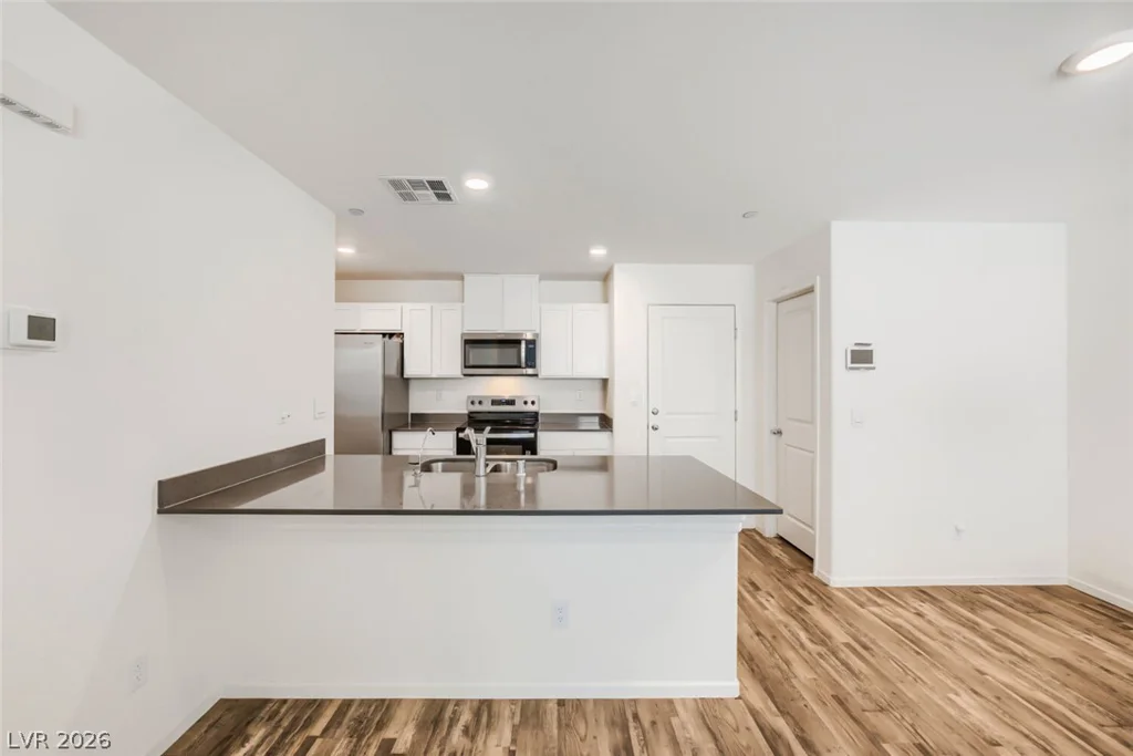6108 Hibiscus Garden, North Las Vegas, NV 89081
