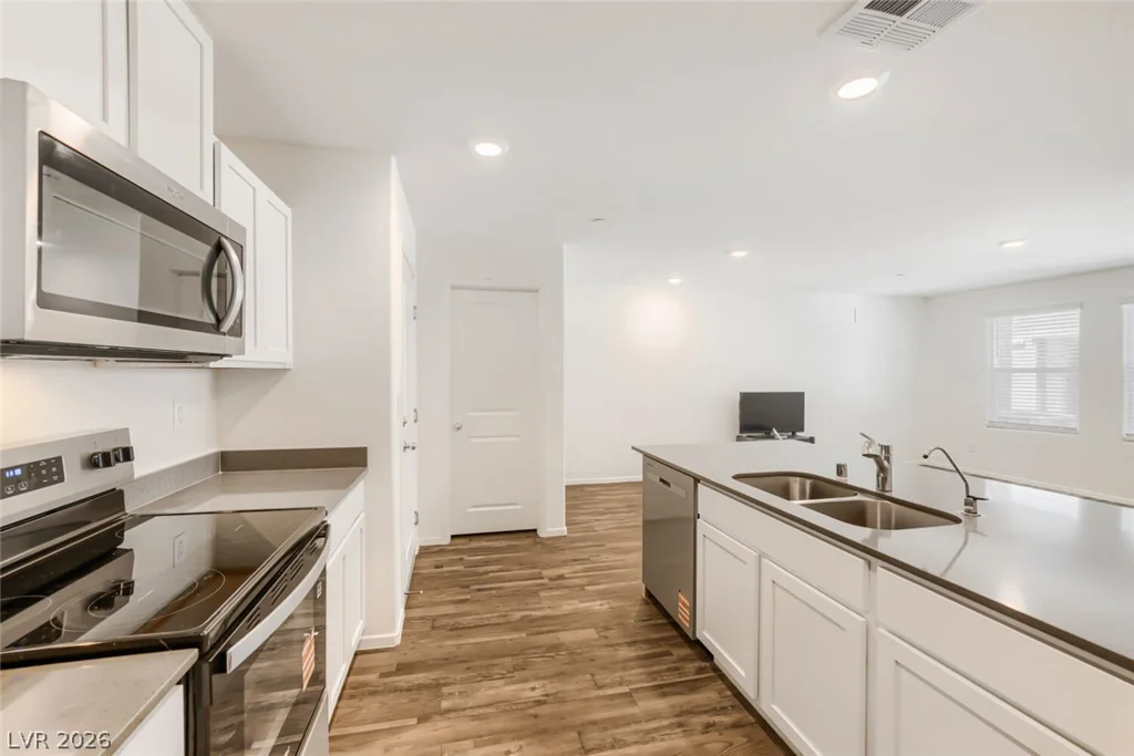 6108 Hibiscus Garden, North Las Vegas, NV 89081