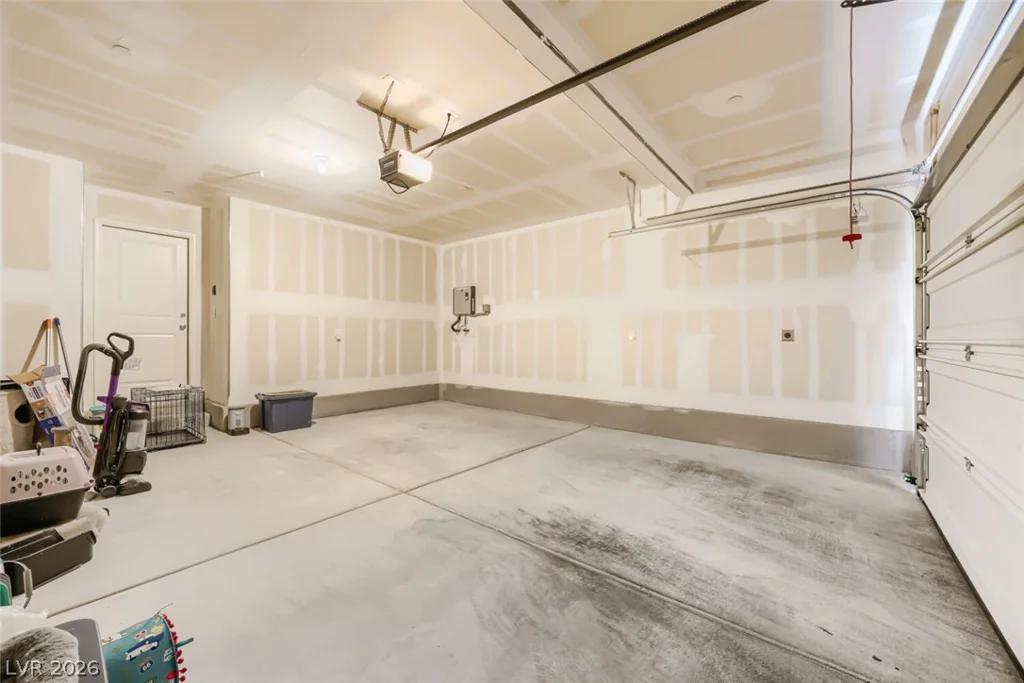 6108 Hibiscus Garden, North Las Vegas, NV 89081