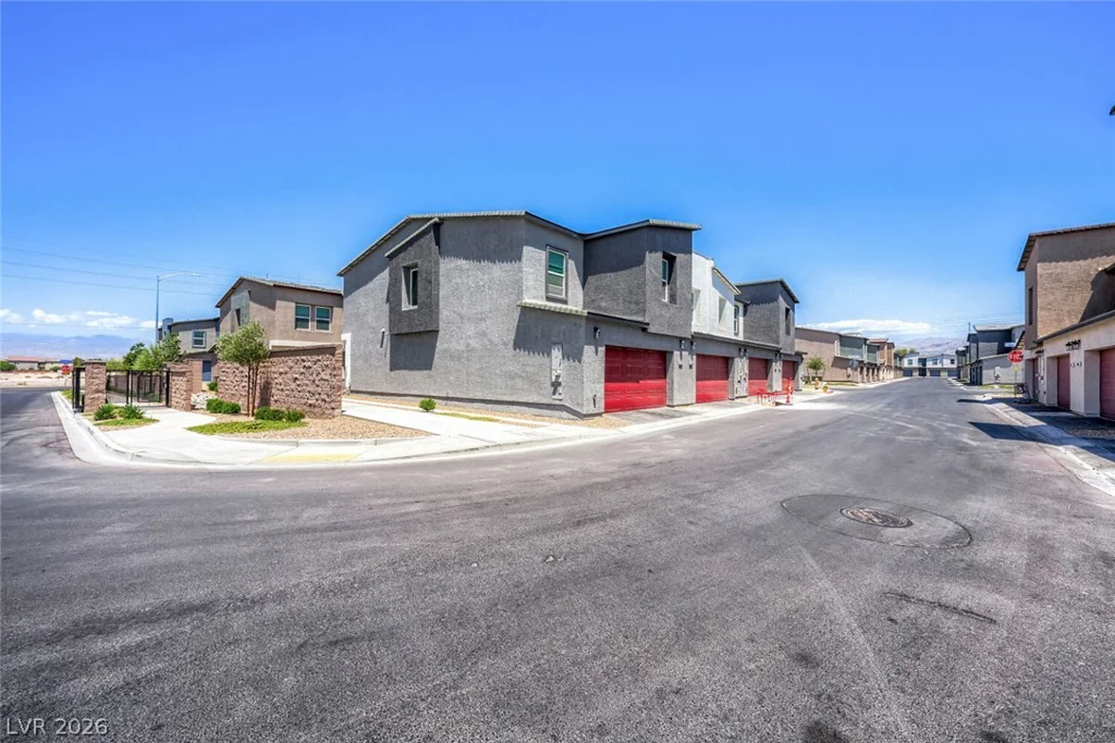 6108 Hibiscus Garden, North Las Vegas, NV 89081