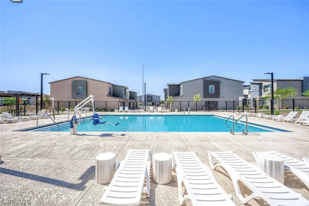 6108 Hibiscus Garden, North Las Vegas, NV 89081