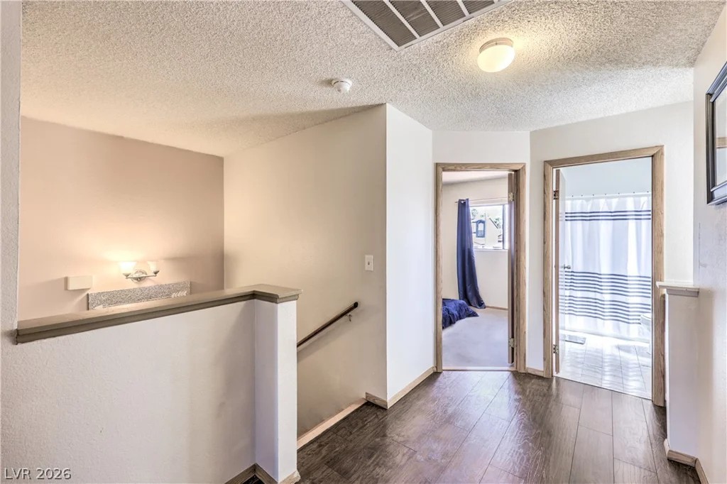 6633 Crosstimber, Las Vegas, NV 89108
