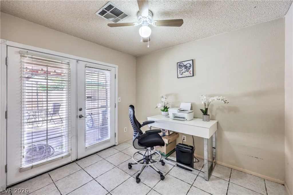 6633 Crosstimber, Las Vegas, NV 89108