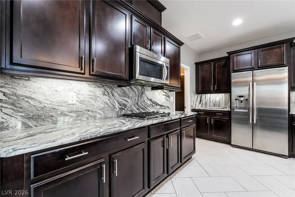 10568 Painted Bridge, Las Vegas, NV 89179