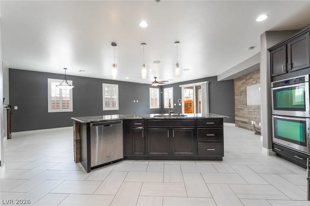 10568 Painted Bridge, Las Vegas, NV 89179