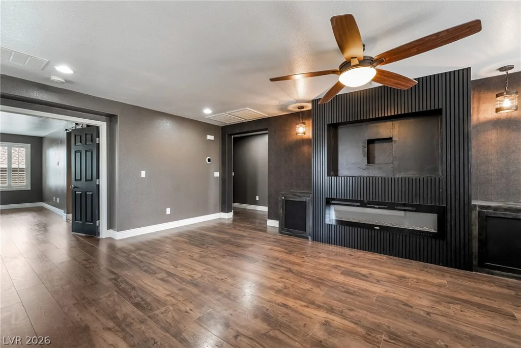 10568 Painted Bridge, Las Vegas, NV 89179