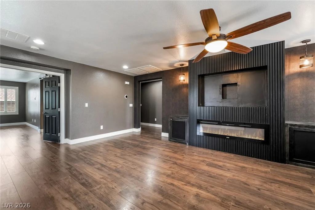 10568 Painted Bridge, Las Vegas, NV 89179