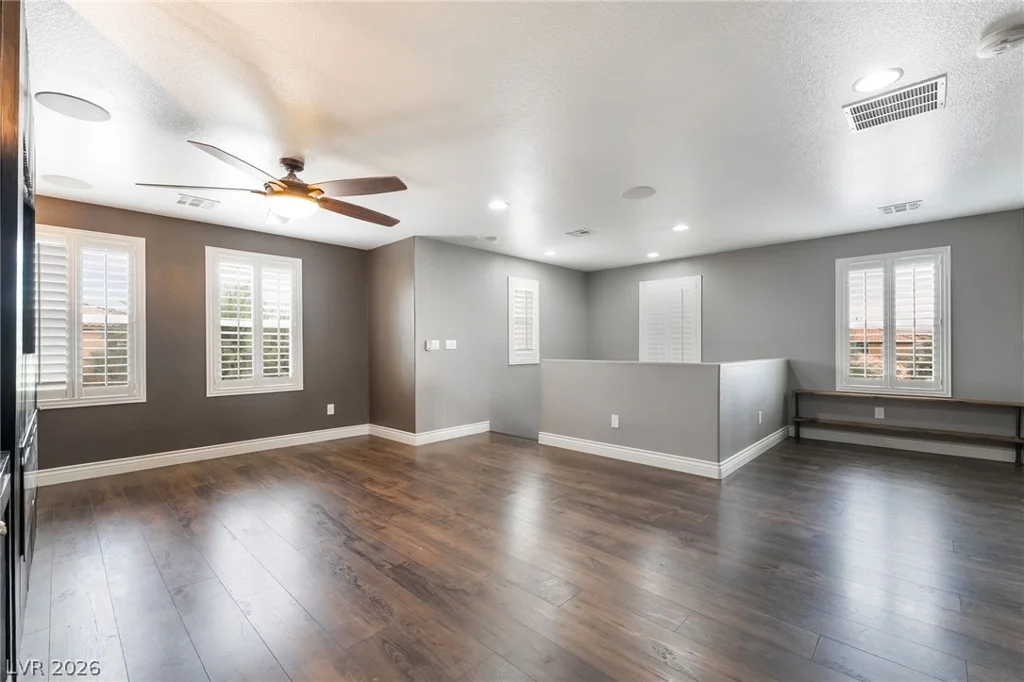 10568 Painted Bridge, Las Vegas, NV 89179