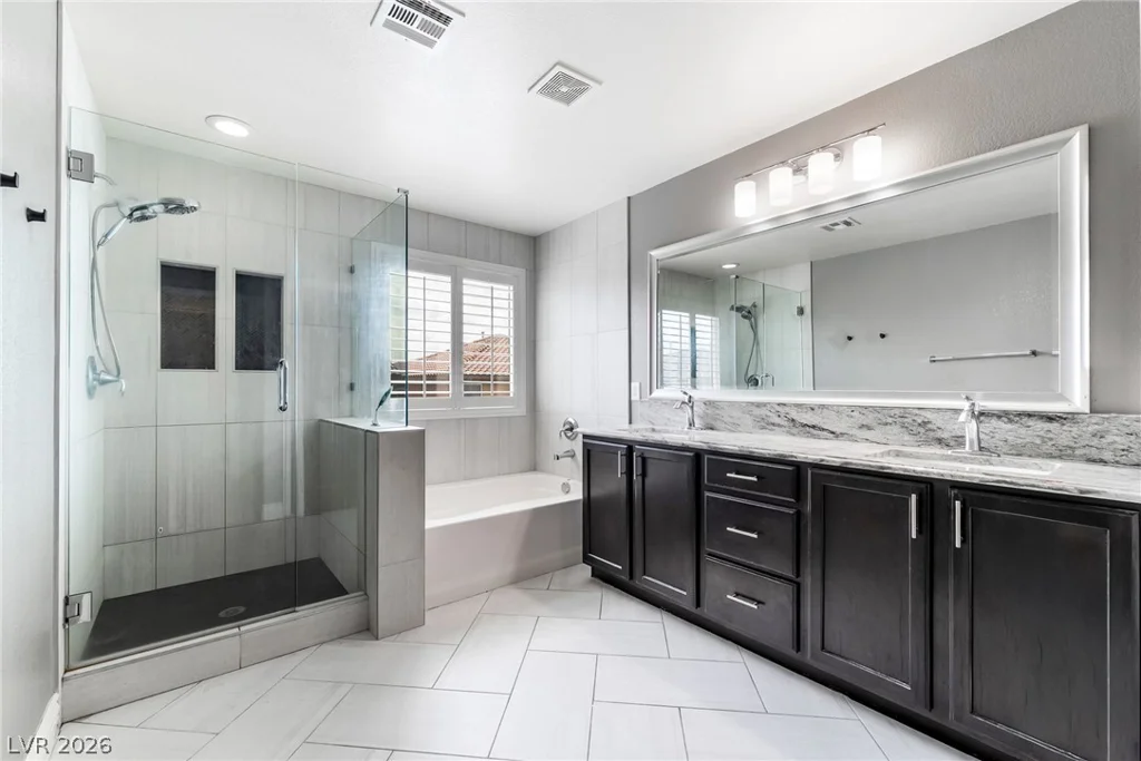 10568 Painted Bridge, Las Vegas, NV 89179
