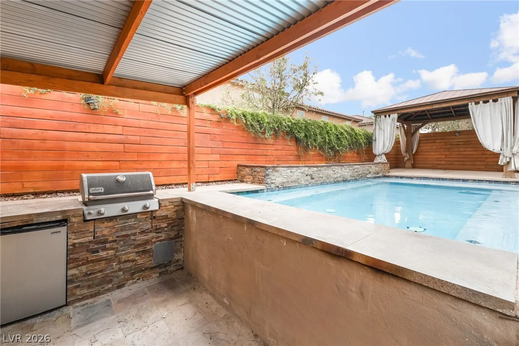 10568 Painted Bridge, Las Vegas, NV 89179