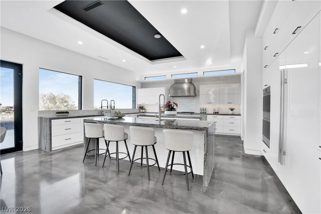 10 Ridge Blossom, Las Vegas, NV 89135