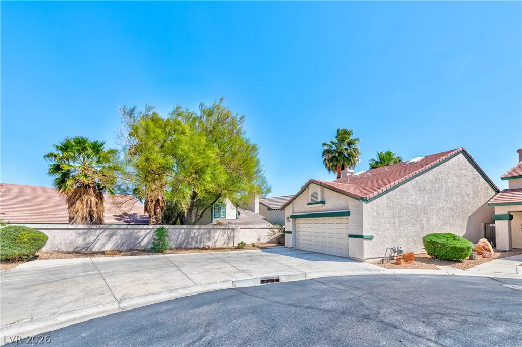 3963 Pembridge, Las Vegas, NV 89121