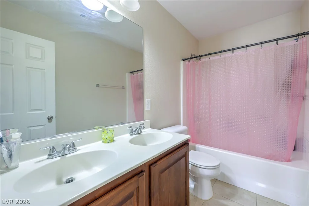 4925 Goldfield, North Las Vegas, NV 89031