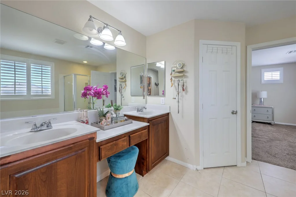 4925 Goldfield, North Las Vegas, NV 89031