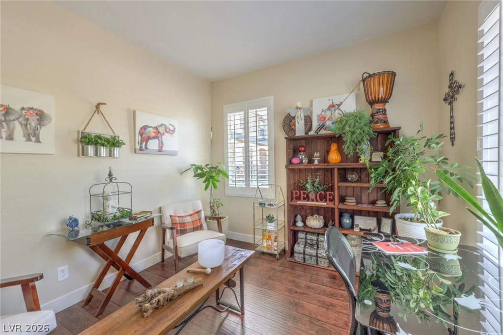 4925 Goldfield, North Las Vegas, NV 89031