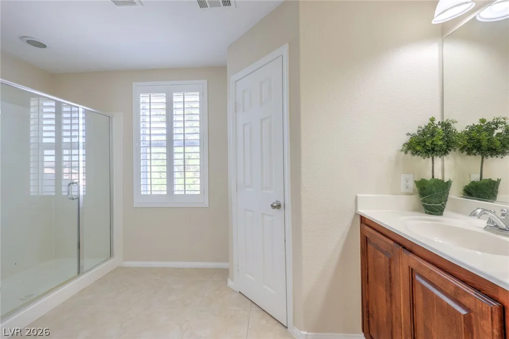 4925 Goldfield, North Las Vegas, NV 89031