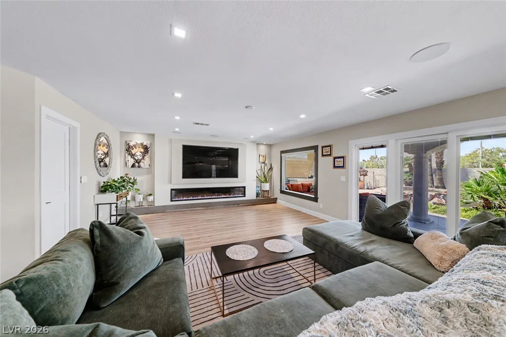 8986 Sidebrook, Las Vegas, NV 89129