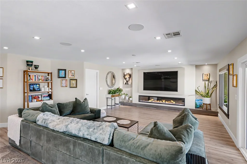 8986 Sidebrook, Las Vegas, NV 89129