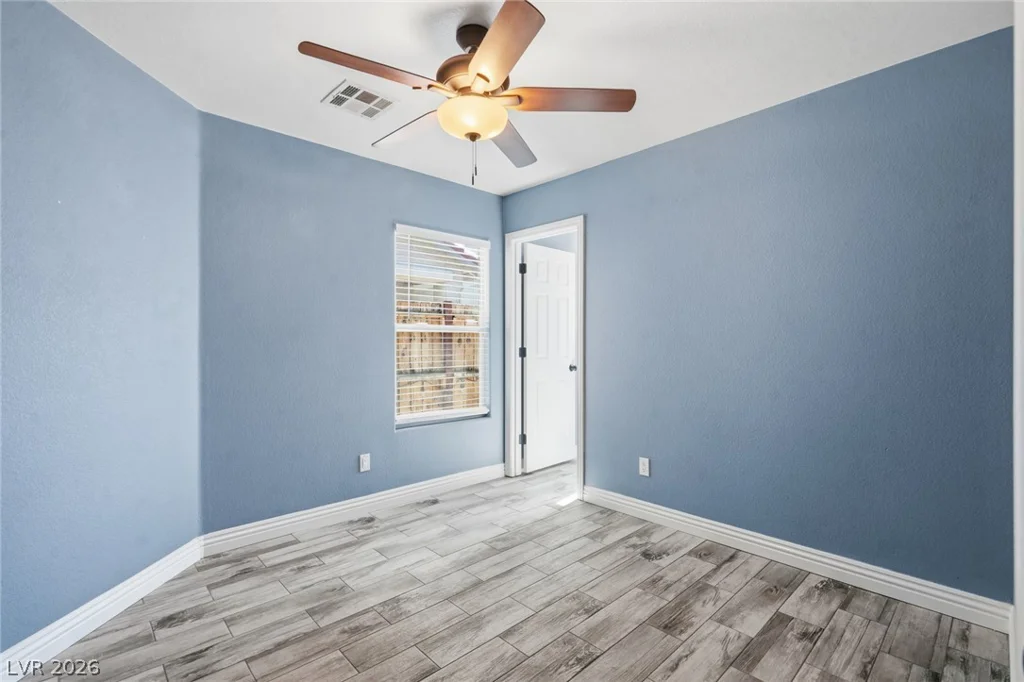 8432 Warthen Meadows, Las Vegas, NV 89131