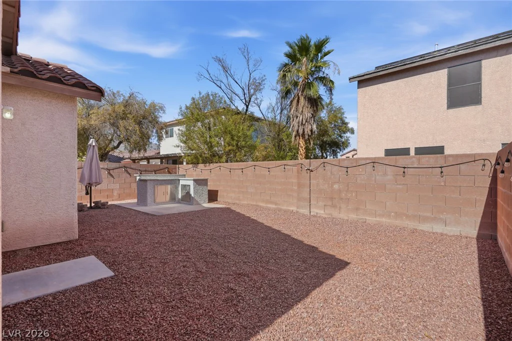 8432 Warthen Meadows, Las Vegas, NV 89131